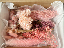 Load image into Gallery viewer, Dried flowers diy box - Pink | Flower craft box | Build your own centrepieces | Spring flower box | Handmade | flower kit | Boho wedding