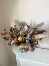 Load image into Gallery viewer, Bridal bouquet - Quicksand