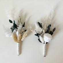 Load image into Gallery viewer, Meadow Bridal flowers