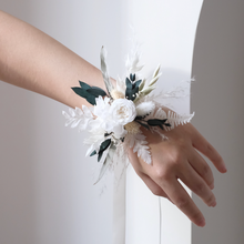 Load image into Gallery viewer, Meadow Bridal flowers