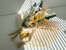 Load image into Gallery viewer, Sunny Petite Dried Flower Bouquet