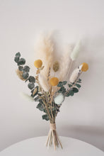 Load image into Gallery viewer, Petite bouquet - April