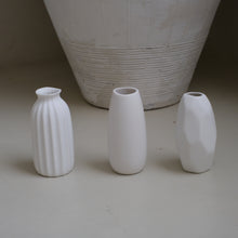 将图片加载到图库查看器，Mini ceramic vase | Bud vase
