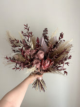 Load image into Gallery viewer, Bridal bouquet - Burgundy
