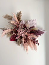 Load image into Gallery viewer, Bridal bouquet - Burgundy
