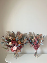 Load image into Gallery viewer, Bridal bouquet - Opera
