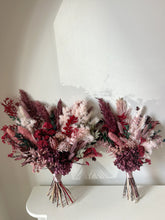 Load image into Gallery viewer, Bridal bouquet - Passion
